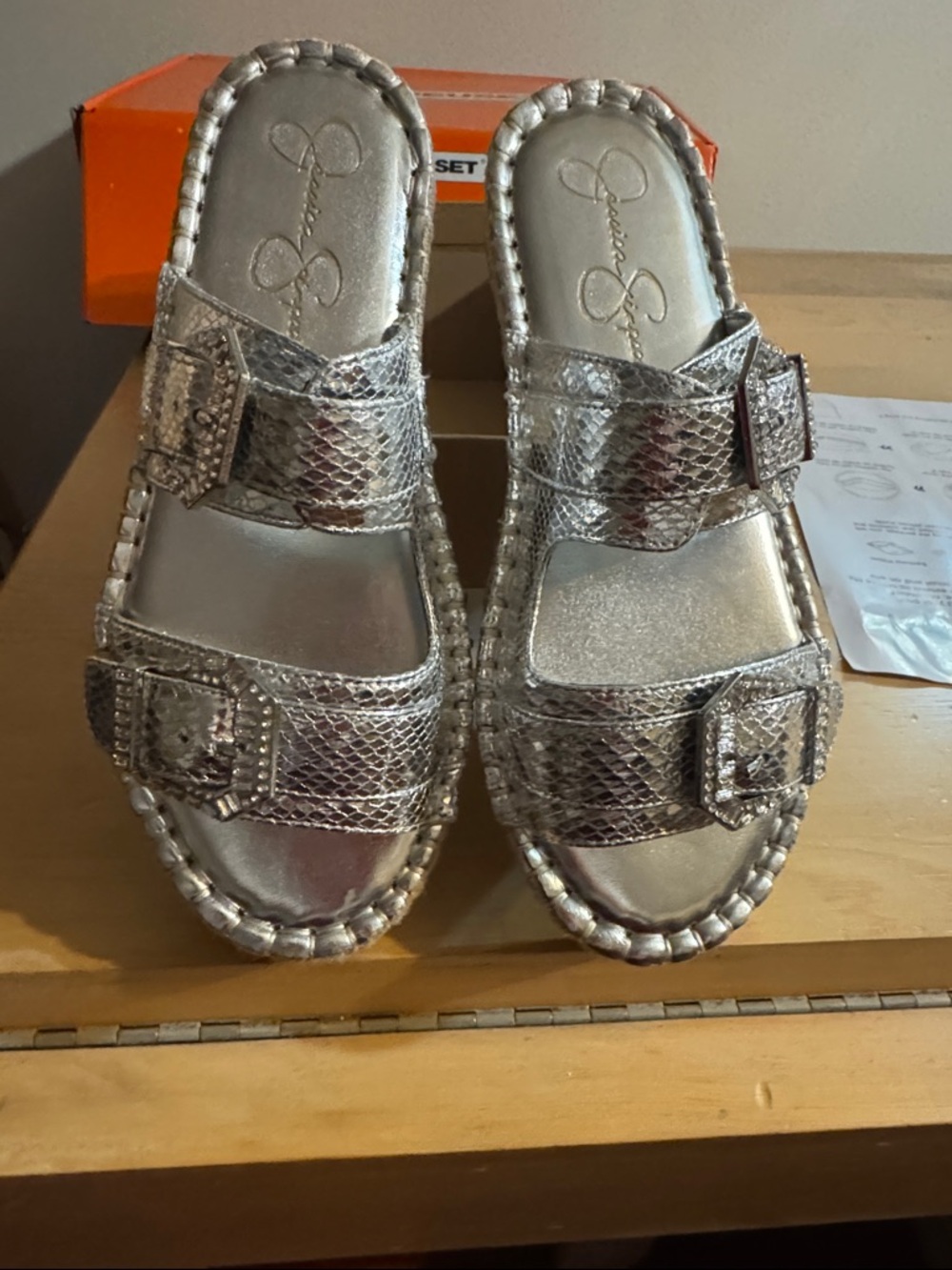 Brand, new ladies sandals